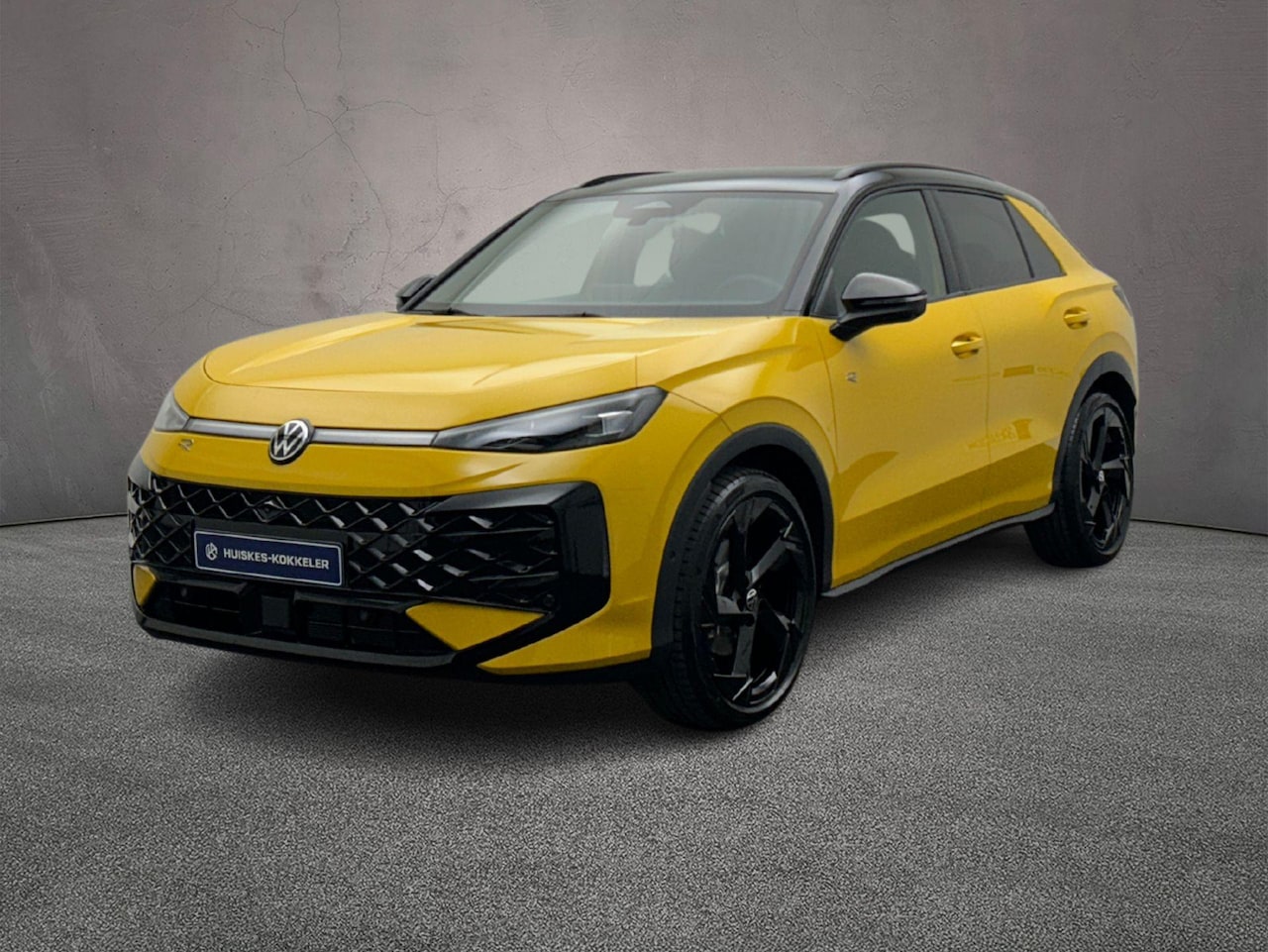 Volkswagen T-Roc - R-Line First Edition 1.5 eTSI 150pk DSG Automaat Panoramadak, Harman Kardon audio, Adaptiv - AutoWereld.nl
