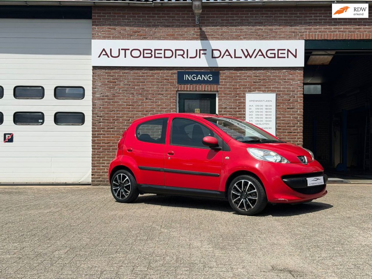 Peugeot 107 - 1.0-12V XS 1.0-12V XS - AutoWereld.nl