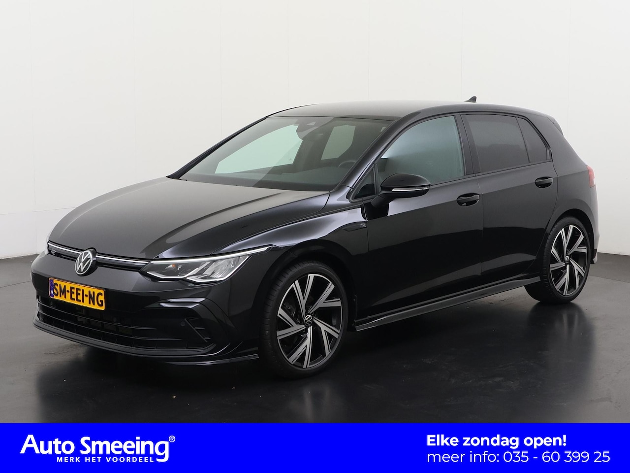 Volkswagen Golf - 1.5 eTSI R-Line DSG | Camera | Stuurverwarming | Zondag Open! - AutoWereld.nl