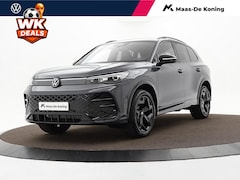 Volkswagen Tiguan - R-Line 1.5 eHybrid 204 PK 6 versn. DSG · Voorstoelen verwarmbaar · Sfeerverlichting · Trek