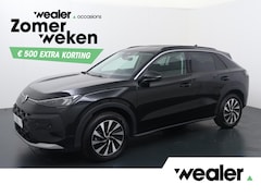 Volkswagen T-Roc - 1.5 eTSI Life First Edition | 116 PK | Automaat | Trekhaak | Adaptive Cruise Control | Ach