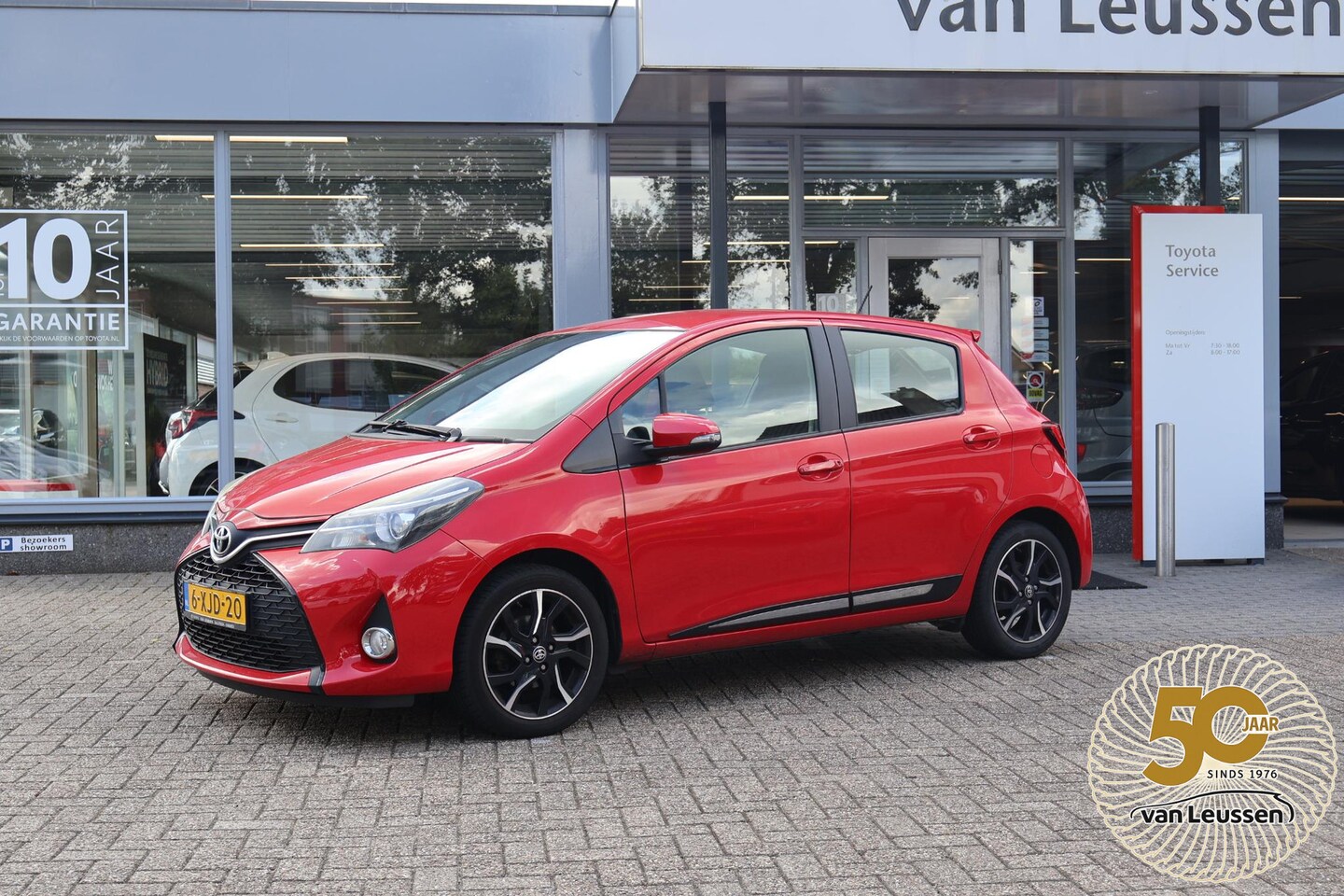 Toyota Yaris - 1.3 VVT-i Dynamic NL-AUTO AIRCO CAMERA CRUISE CONTROLE - AutoWereld.nl