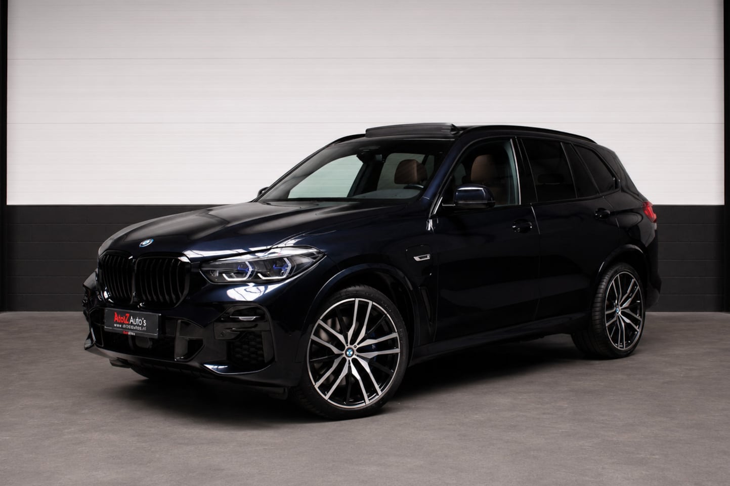 BMW X5 - XDrive45e M-Sport l Pano H/K Laser ACC HUD Memory - AutoWereld.nl