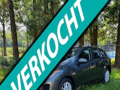 Mazda 3 - 3 1.6 Business 1Ste eigenaar , clima , Navi , garantie