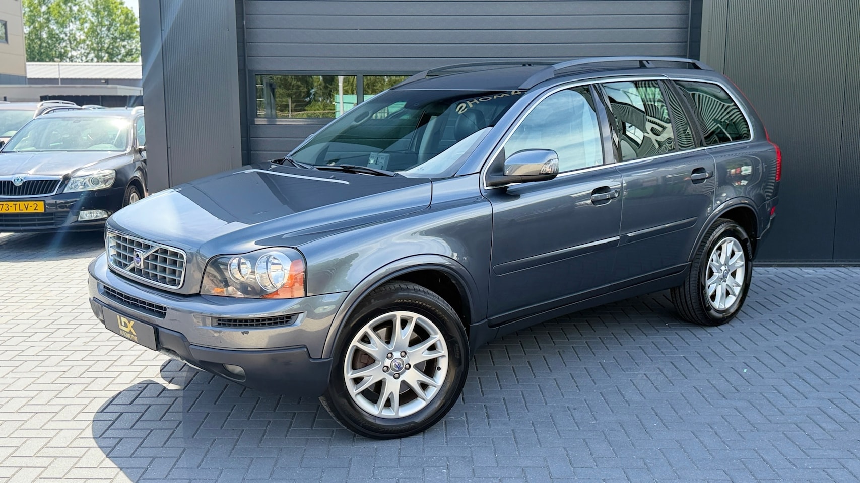 Volvo XC90 - 2.5 T Momentum 7Persoons|Trekhaak - AutoWereld.nl