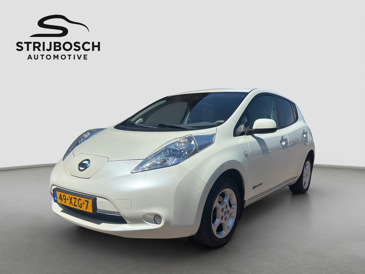 Nissan LEAF - Base 24 kWh | Navi| Camera | Stoelverwarm. | - AutoWereld.nl