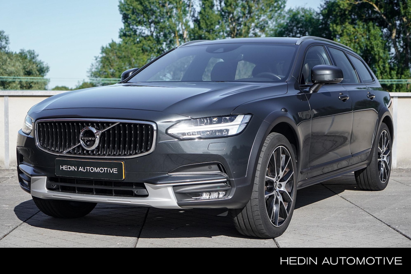 Volvo V90 Cross Country - 2.0 T5 Pro Dode Hoek Detectie | Panoramadak | 360 Graden Parkeercamera | Head-Up Display | - AutoWereld.nl