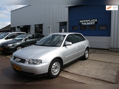 Audi A3 - 1.6 Attraction *AUTOMAAT*CLIMA