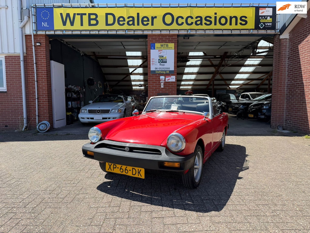 MG B type - Midget, Cabrio, oldtimer, gerestaureerde auto in goede staat, documentatie aanwezig (boeke - AutoWereld.nl