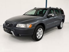 Volvo XC70 - 2.5 T Summum LEER/ XENON / TREKHAAK