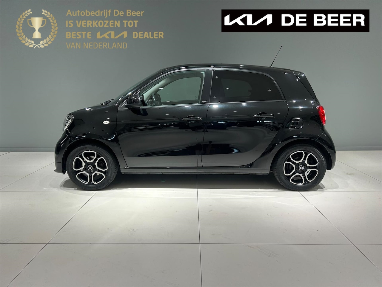 Smart Forfour - 90pk Turbo Prime AUTOMAAT Pano/ JBL/ LM/ Stoelv - AutoWereld.nl