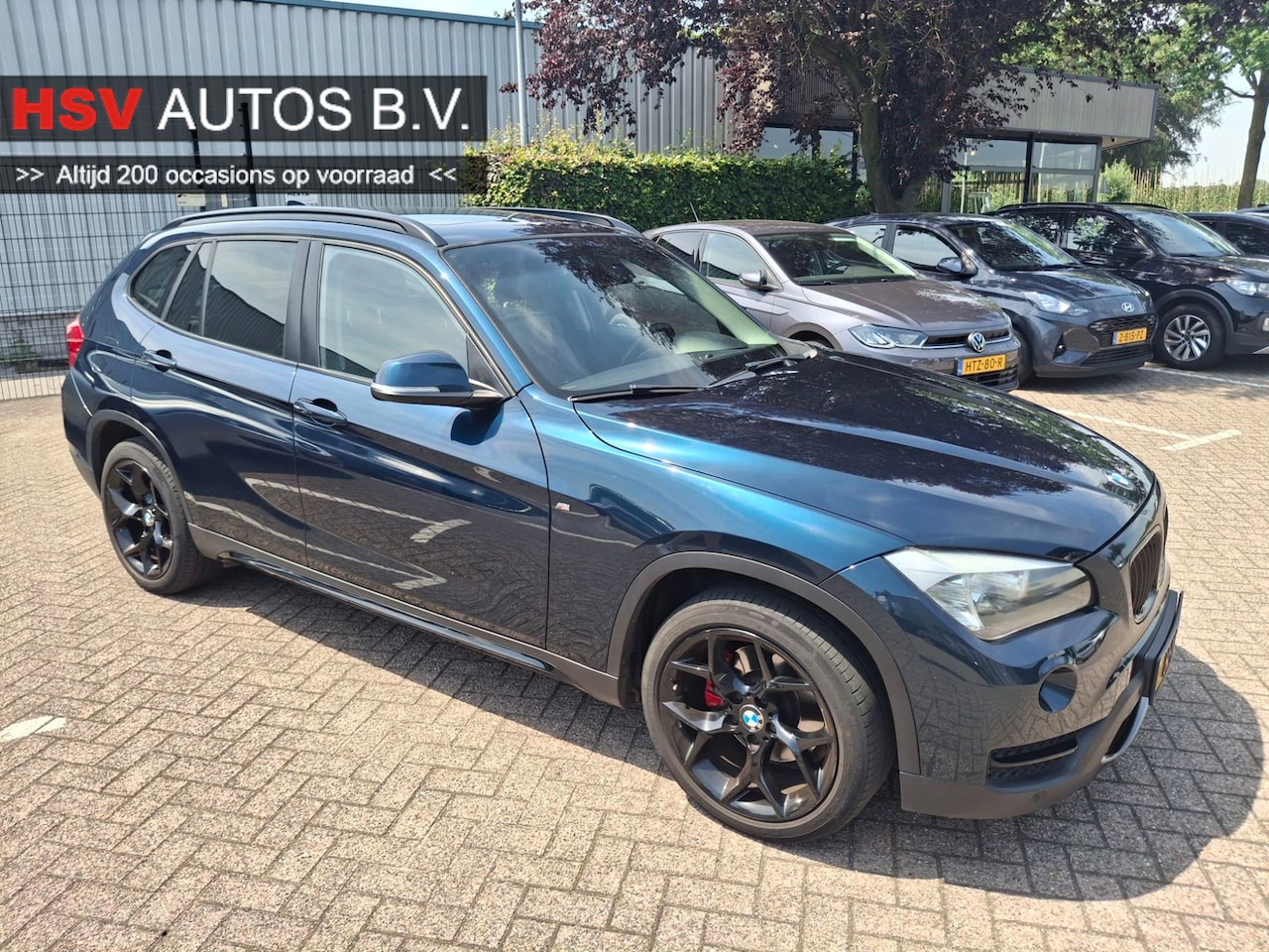 BMW X1 - SDrive20i High Executive navi LM airco - AutoWereld.nl