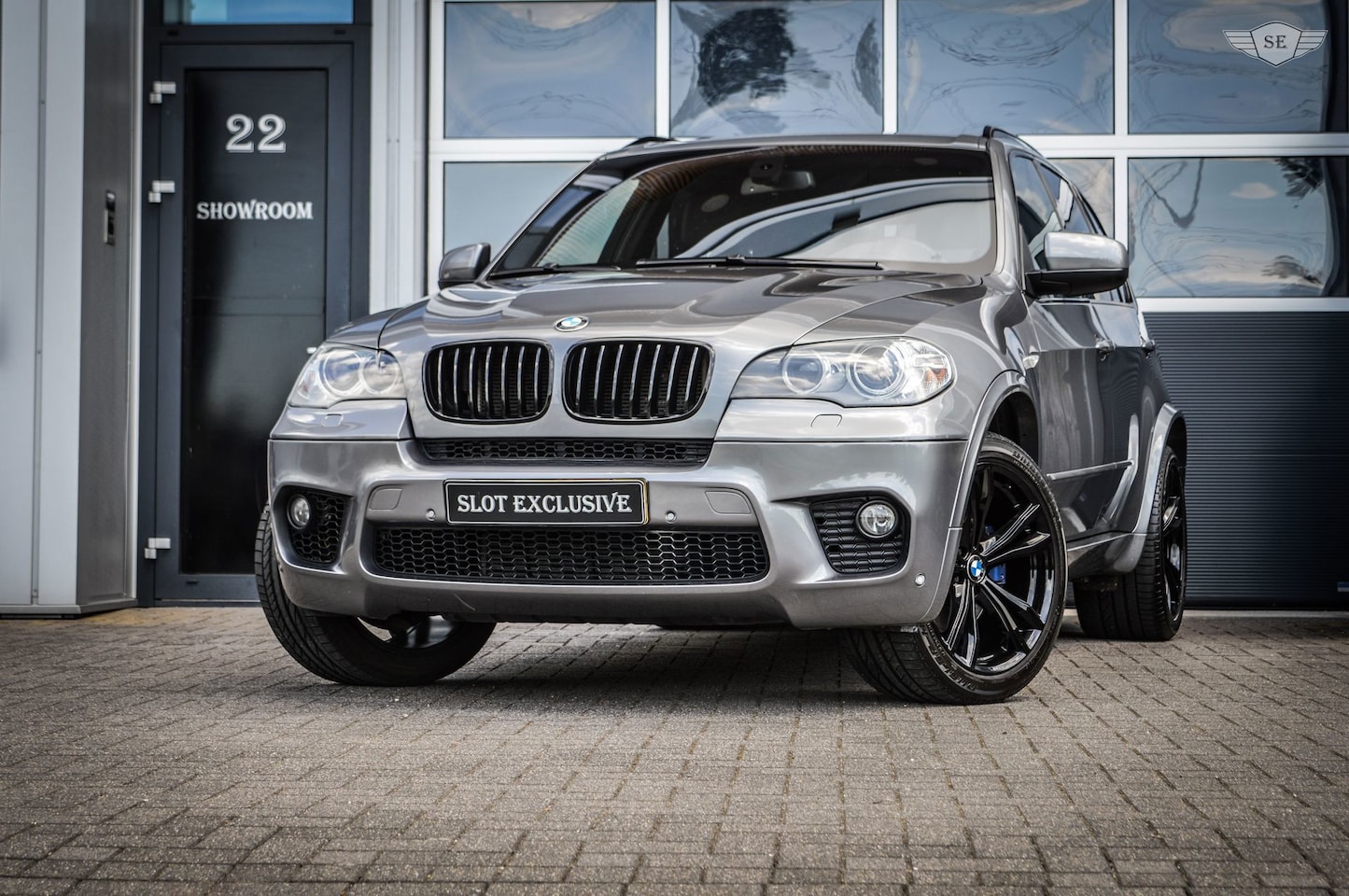 BMW X5 - XDrive35i High Executive|M-PAKKET|LEDER|TREKHAAK|*NETTE STAAT*..... - AutoWereld.nl