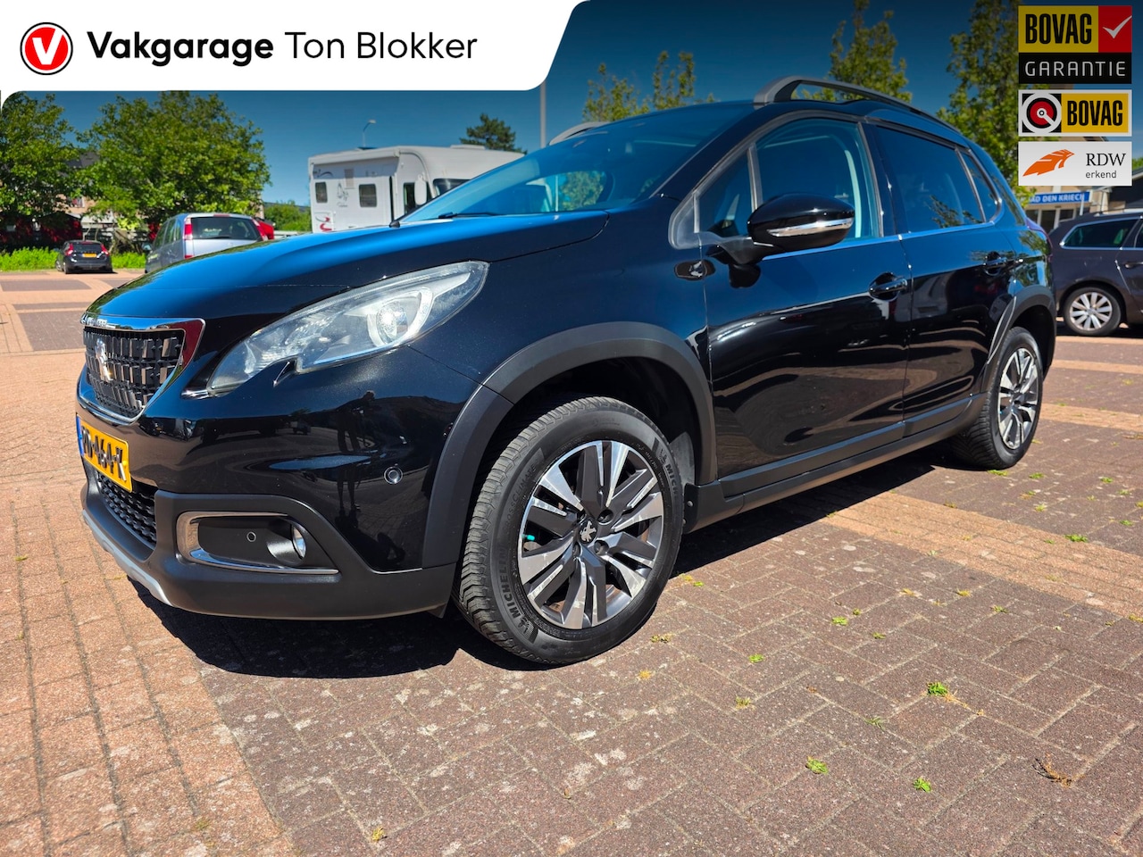 Peugeot 2008 - 1.2 PureTech GT-line|PANO|AIRCO|CRUISE| - AutoWereld.nl