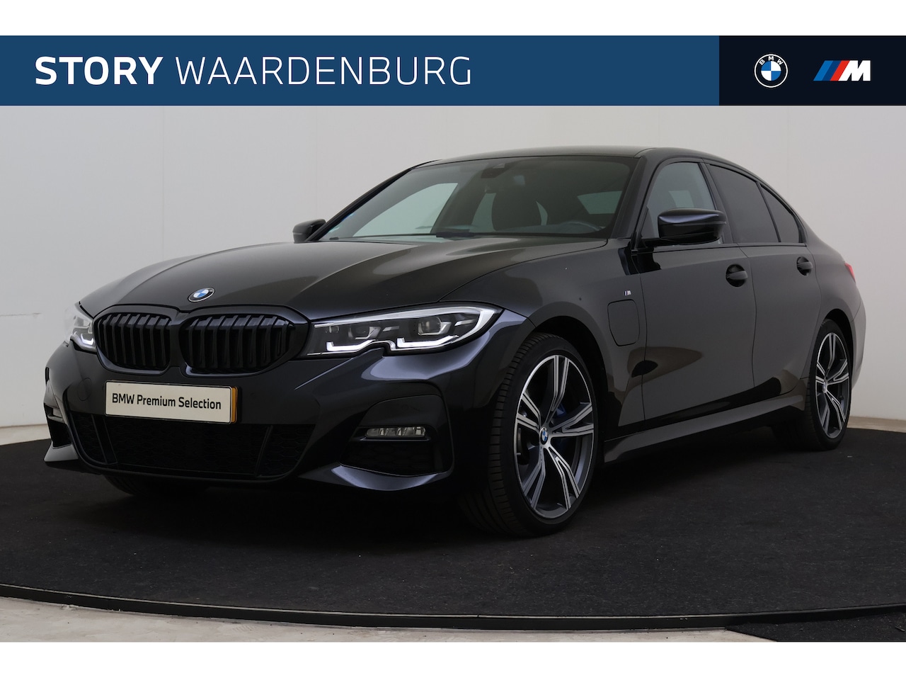 BMW 3-serie - 330e High Executive M Sport Automaat / Sportstoelen / Head-Up / LED / Stoelverwarming - AutoWereld.nl