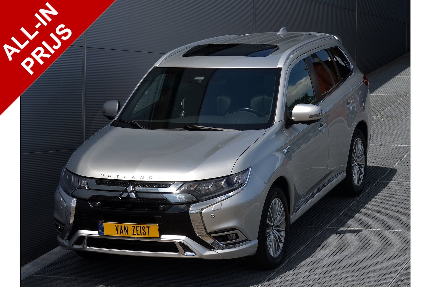 Mitsubishi Outlander - PHEV 2.4 INSTYLE 4WD | PLUG IN HYBRID | V2H | SOH % | FULL OPTIONS | LEDER | SCHUIFDAK | A - AutoWereld.nl