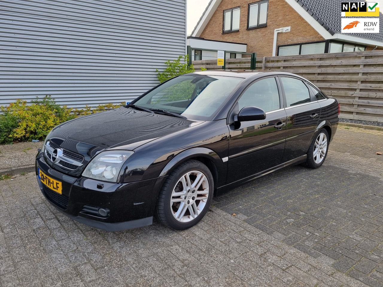 Opel Vectra GTS - 1.8-16V Elegance Airco Bj:2006 NAP! - AutoWereld.nl