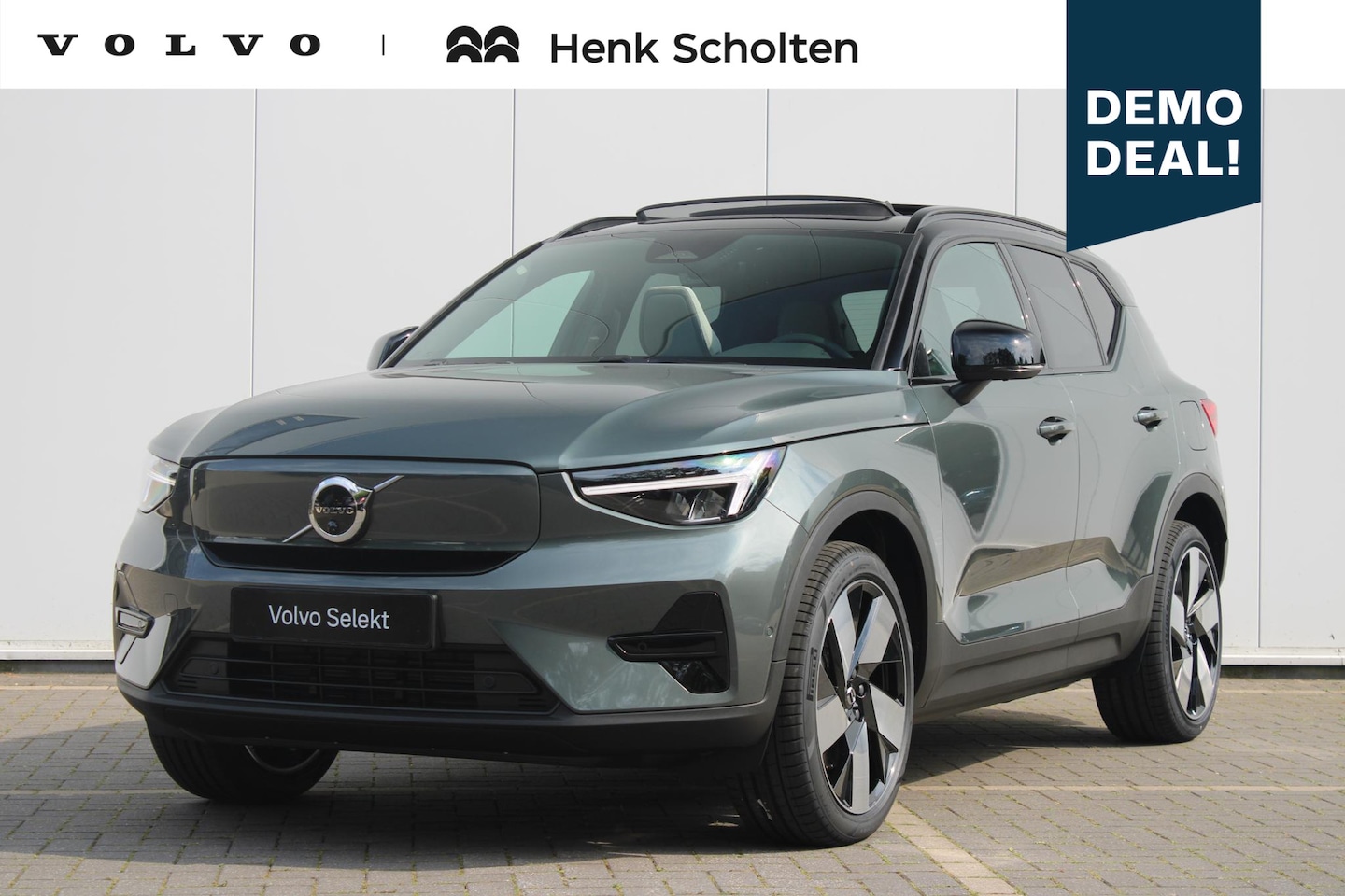 Volvo EX40 - Single Motor Extended Range Ultra Europa 82 kWh | Panoramisch schuif-/kanteldak | Verwarmb - AutoWereld.nl