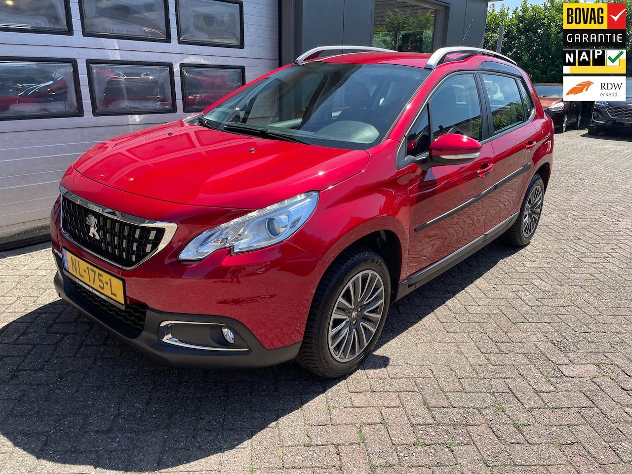 Peugeot 2008 - 1.2 PureTech Blue Lion 1.2 PureTech Blue Lion - AutoWereld.nl