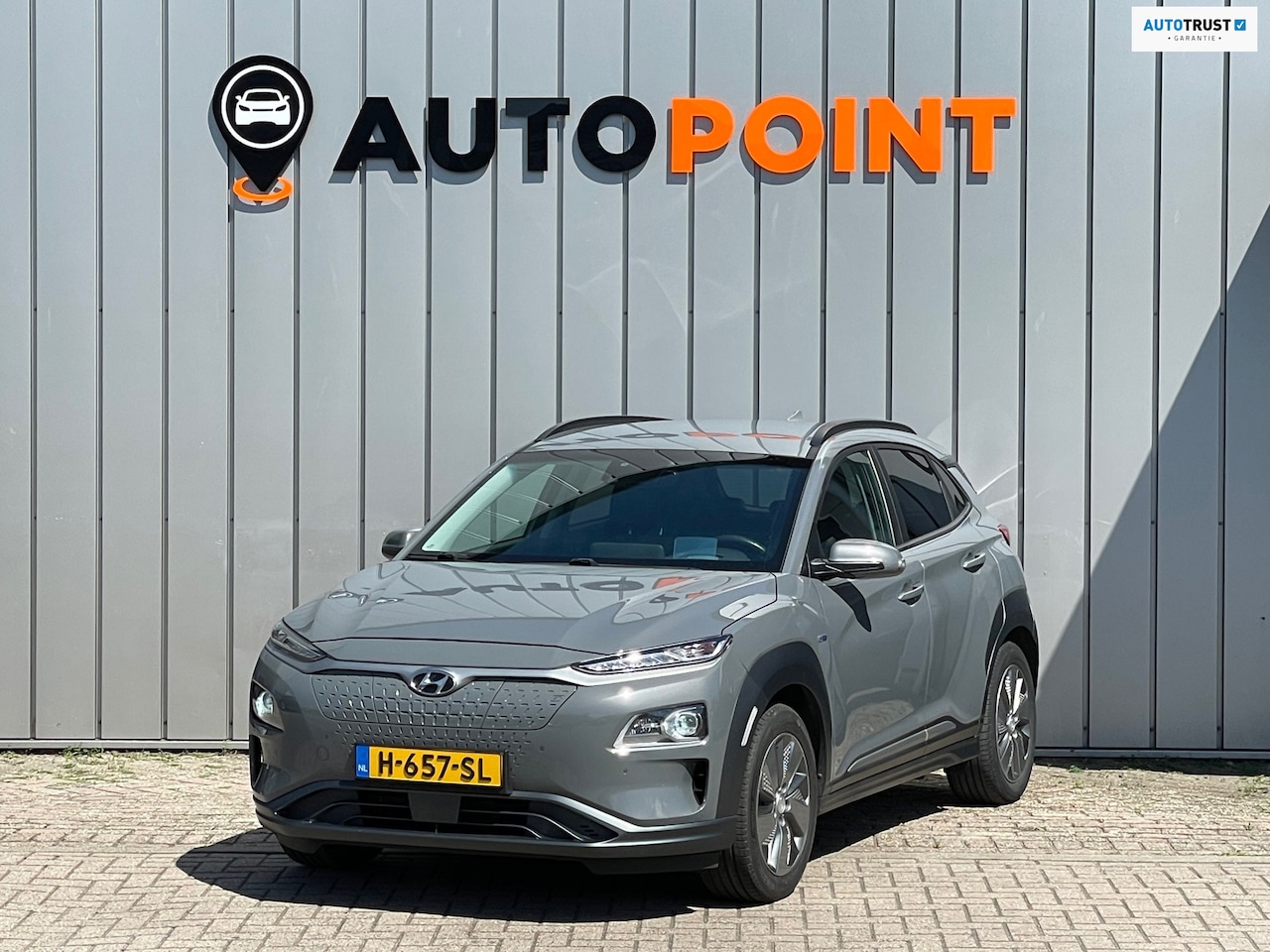 Hyundai Kona Electric - EV Premium 64 kWh SOH97%|1E EIG DEALEROND|HEADUP|STOEL&STUURVRM+VERKOELING|LEDER|BLINDSPOT - AutoWereld.nl