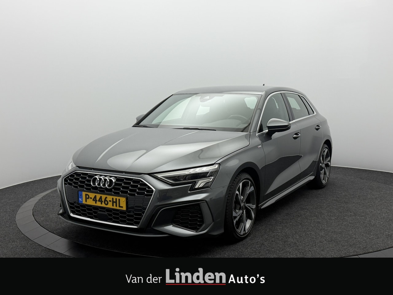 Audi A3 Sportback - 30 TFSI S Edition | Leer | Matrix-Led | Camera | Navigatie | Adaptive Cruise Control - AutoWereld.nl