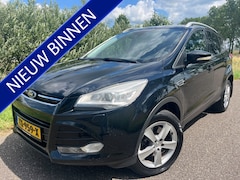 Ford Kuga - 1.6 Titanium Plus 4WD