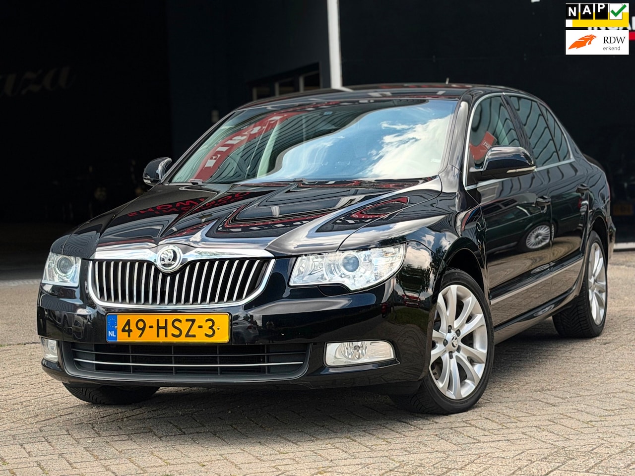 Skoda Superb - 1.8 TSI Comfort CRUISE/NAVI/CRUISE/6-BAK | NETTE AUTO ! - AutoWereld.nl