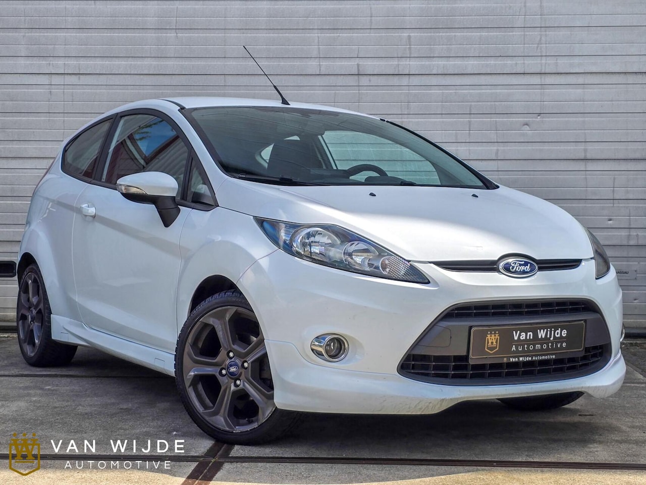 Ford Fiesta - 1.25|AIRCO|CARPLAY|BLUETOOTH|ST VELGEN - AutoWereld.nl