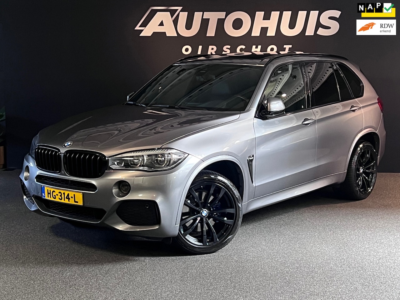 BMW X5 - XDrive35i High Executive 7p /M Edition/Pano/H&K/Memory/360 Camera/Headup/M Remmen/Trekhaak - AutoWereld.nl