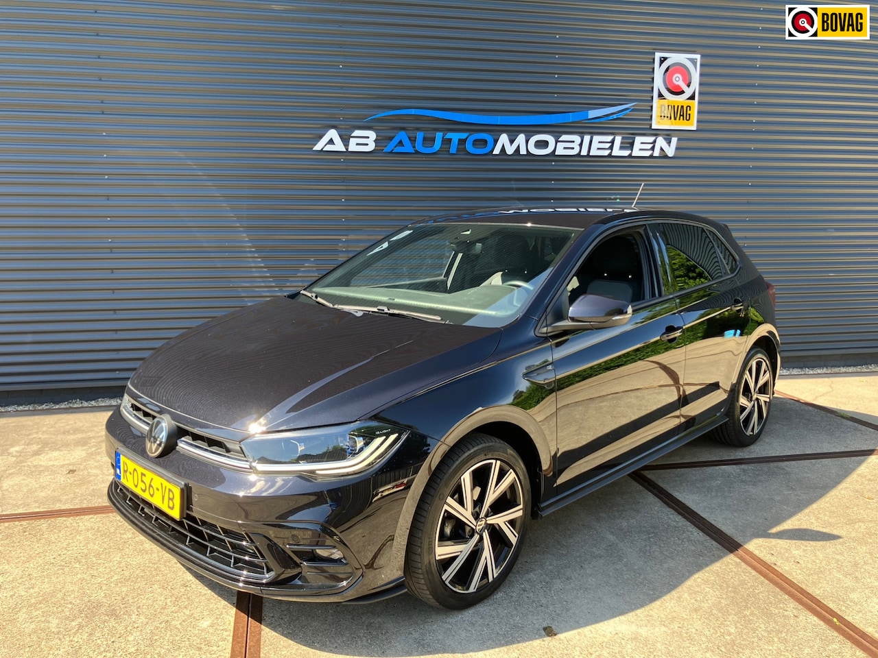 Volkswagen Polo - 1.0 TSI R-Line Business AUTOMAAT/ CARPLAY/ PARKEERSENSOREN - AutoWereld.nl