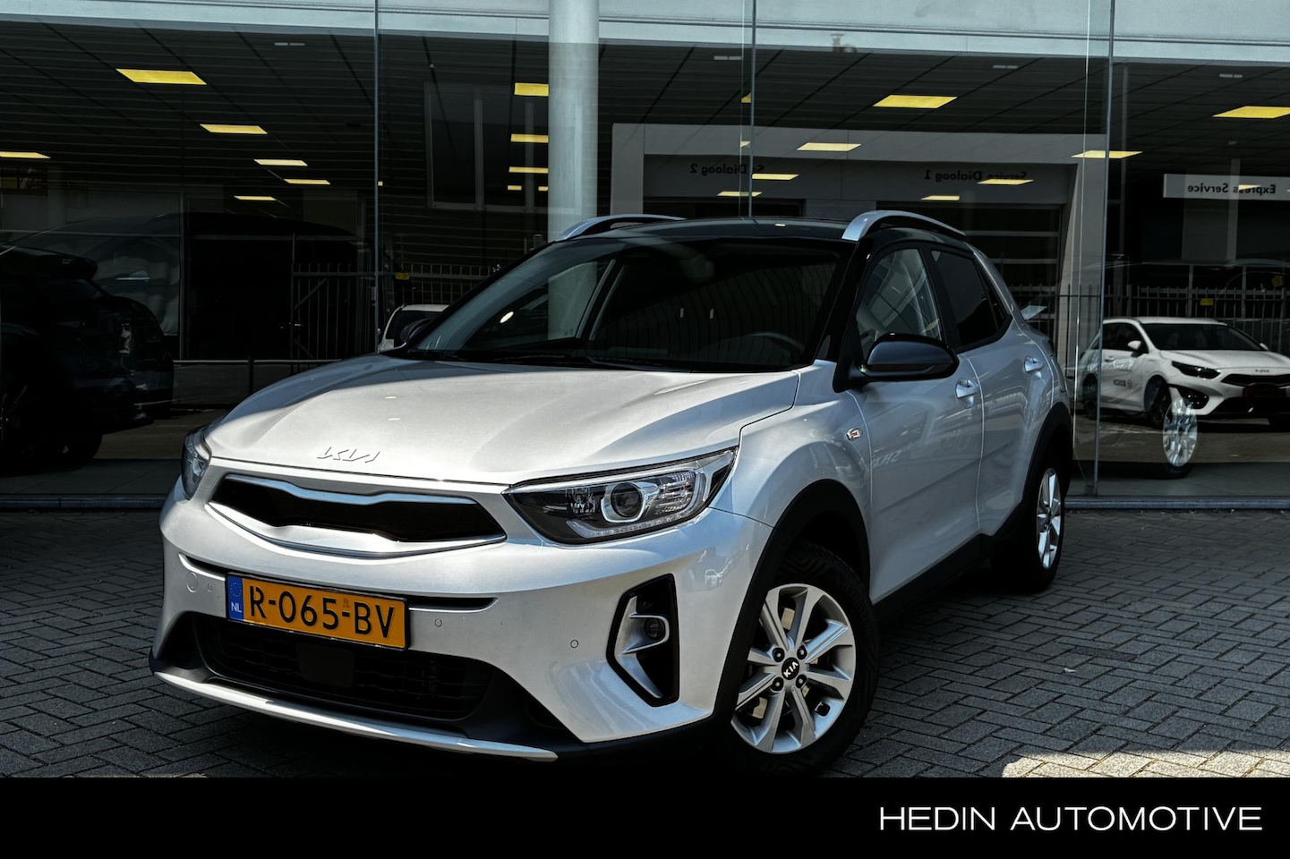 Kia Stonic - 1.0 T-GDi MHEV DynamicPlusLine | 1e eig. | Lane Assist | Camera | Stoelverw. | Nav | - AutoWereld.nl