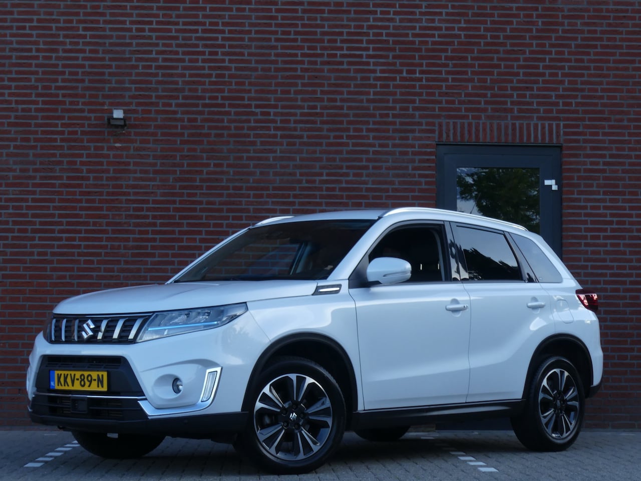 Suzuki Vitara - 1.4 Boosterjet Style Smart Hybrid 1.4 Boosterjet Style Smart Hybrid - AutoWereld.nl