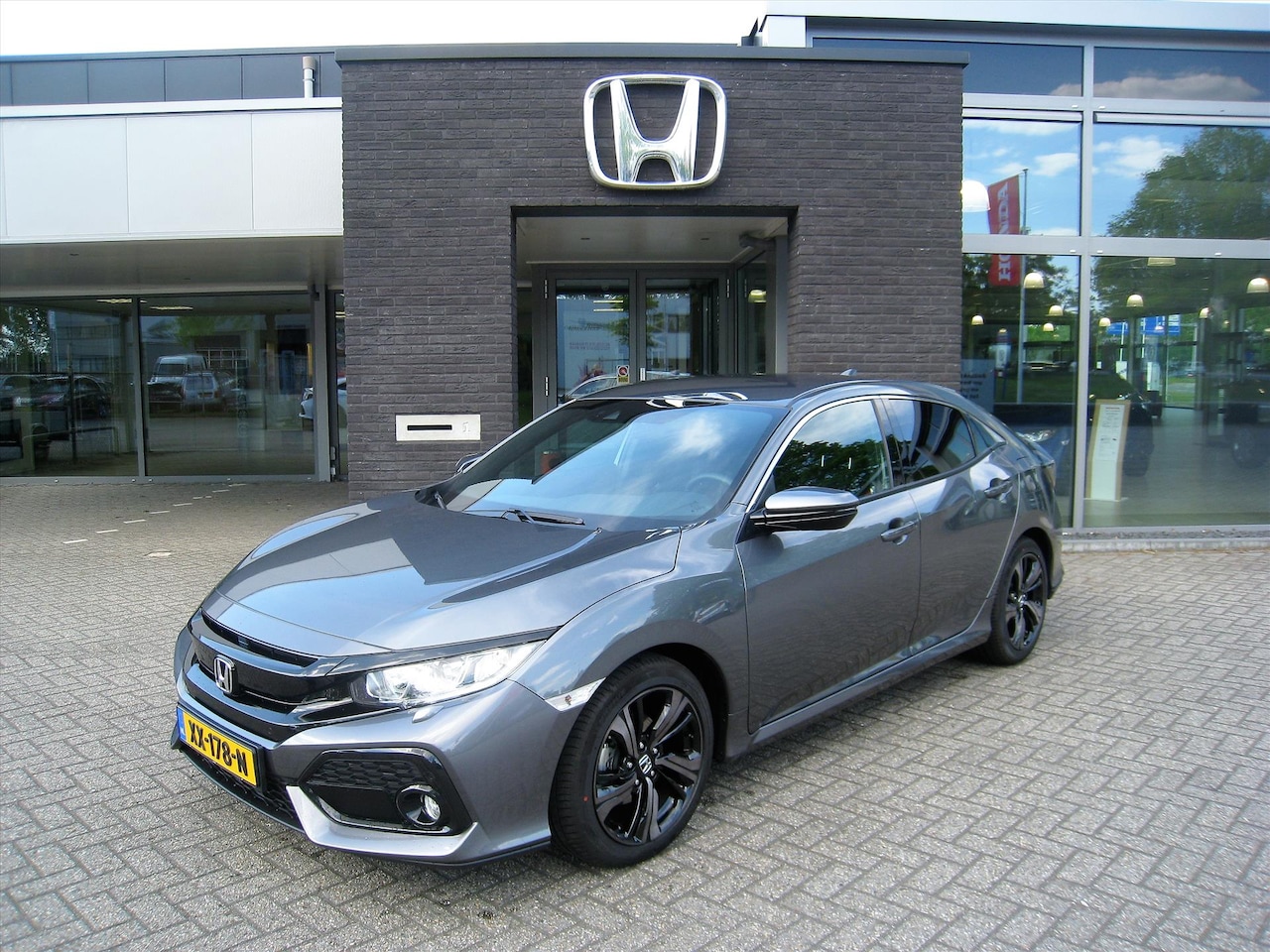 Honda Civic - 1.0 i-VTEC 126pk 5D Business Edition | Rijklaar - AutoWereld.nl