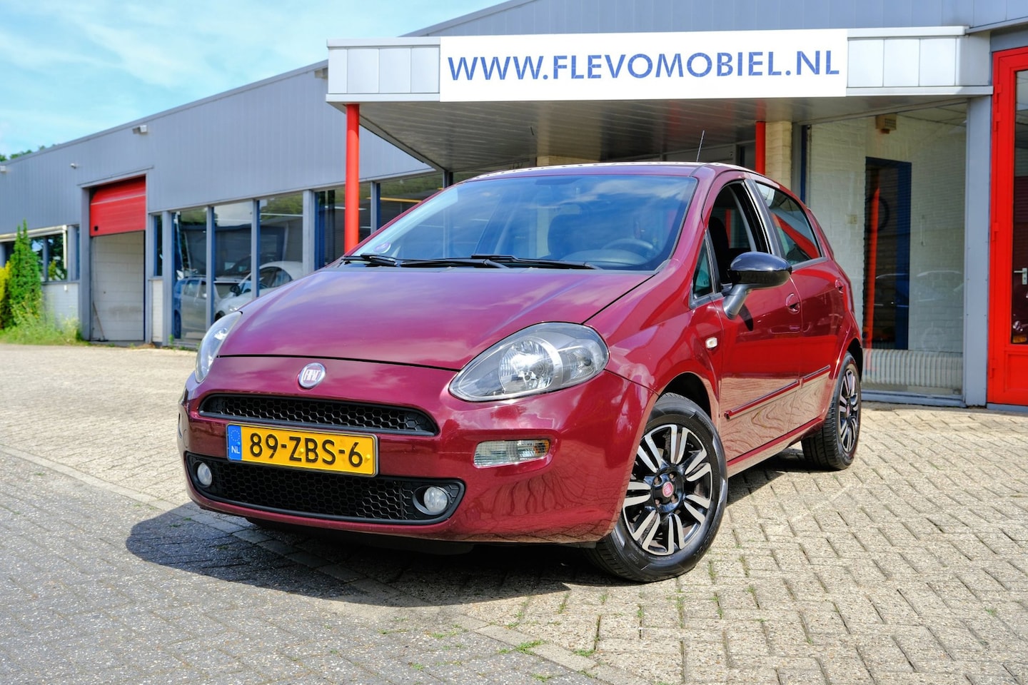 Fiat Punto Evo - 0.9 TwinAir Easy 5-Drs Clima|LMV|Cruise - AutoWereld.nl