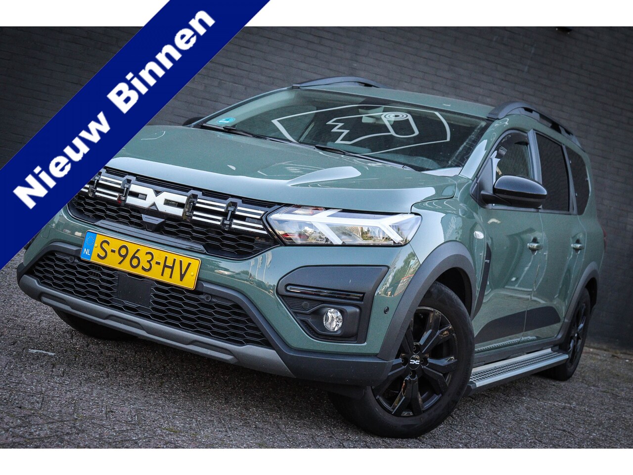 Dacia Jogger - 1.0 TCe 100 ECO-G Extreme 7p. Trekhaak/Navi/Stoelverw./Camera - AutoWereld.nl