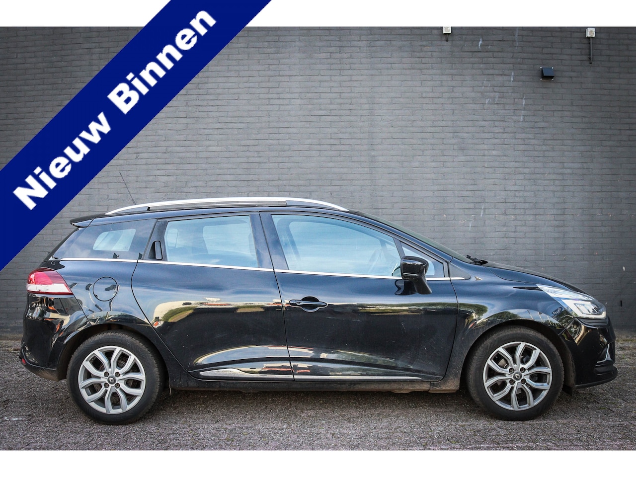 Renault Clio Estate - 0.9 TCe Intens Net binnen-Nu al te bezichtigen - AutoWereld.nl
