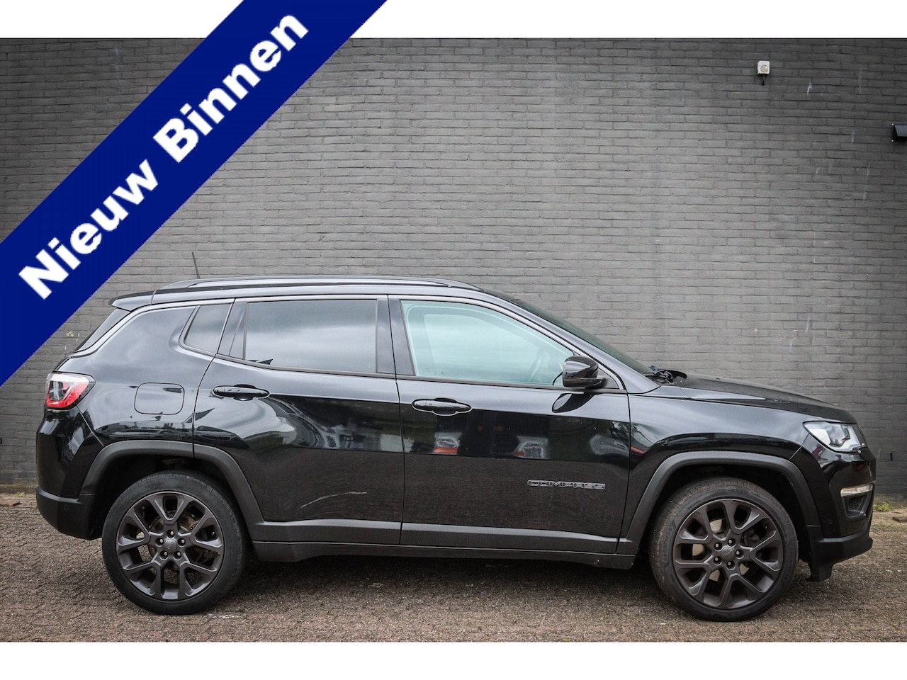 Jeep Compass - 1.3T S Net binnen-Nu al te bezichtigen - AutoWereld.nl