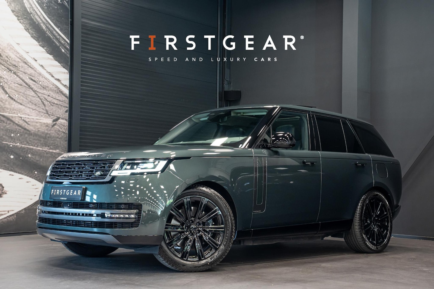 Land Rover Range Rover - 3.0 P550e Autobiography *Meridian Signature / SV interieur / Panorama / Soft-Close / 4-wie - AutoWereld.nl