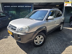 Hyundai Tucson - 2.0i Style | 2E EIGENAAR | 12MND GARANTIE | AIRCO | ELEC RAMEN | LMV |