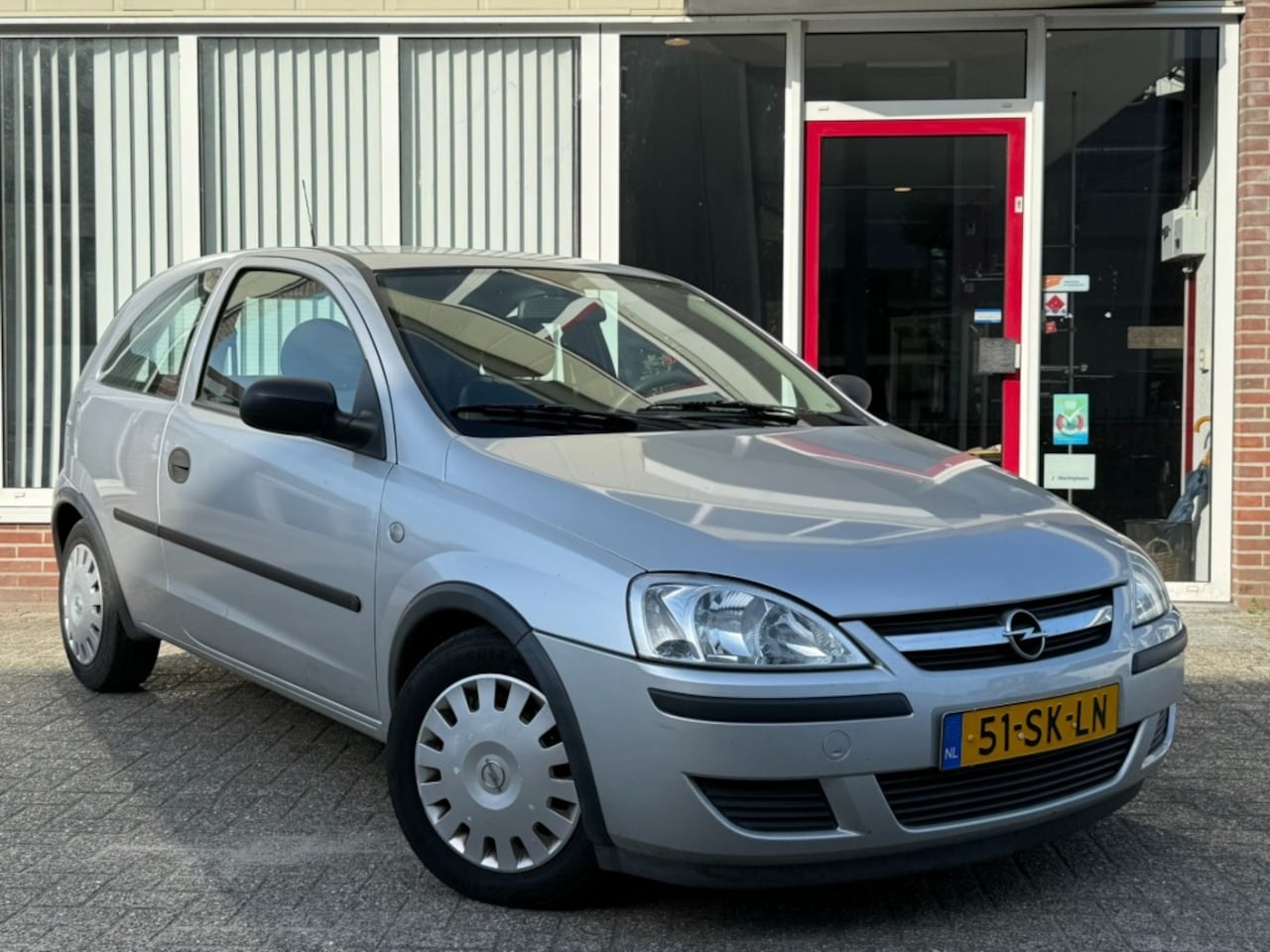 Opel Corsa - 1.2-16V Rhythm 3 Deurs I Elektrische ramen voor I Trekhaak - AutoWereld.nl