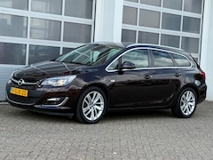 Opel Astra - 1.4 Turbo 140PK Sport 6-Bak Navi Camera Trekhaak