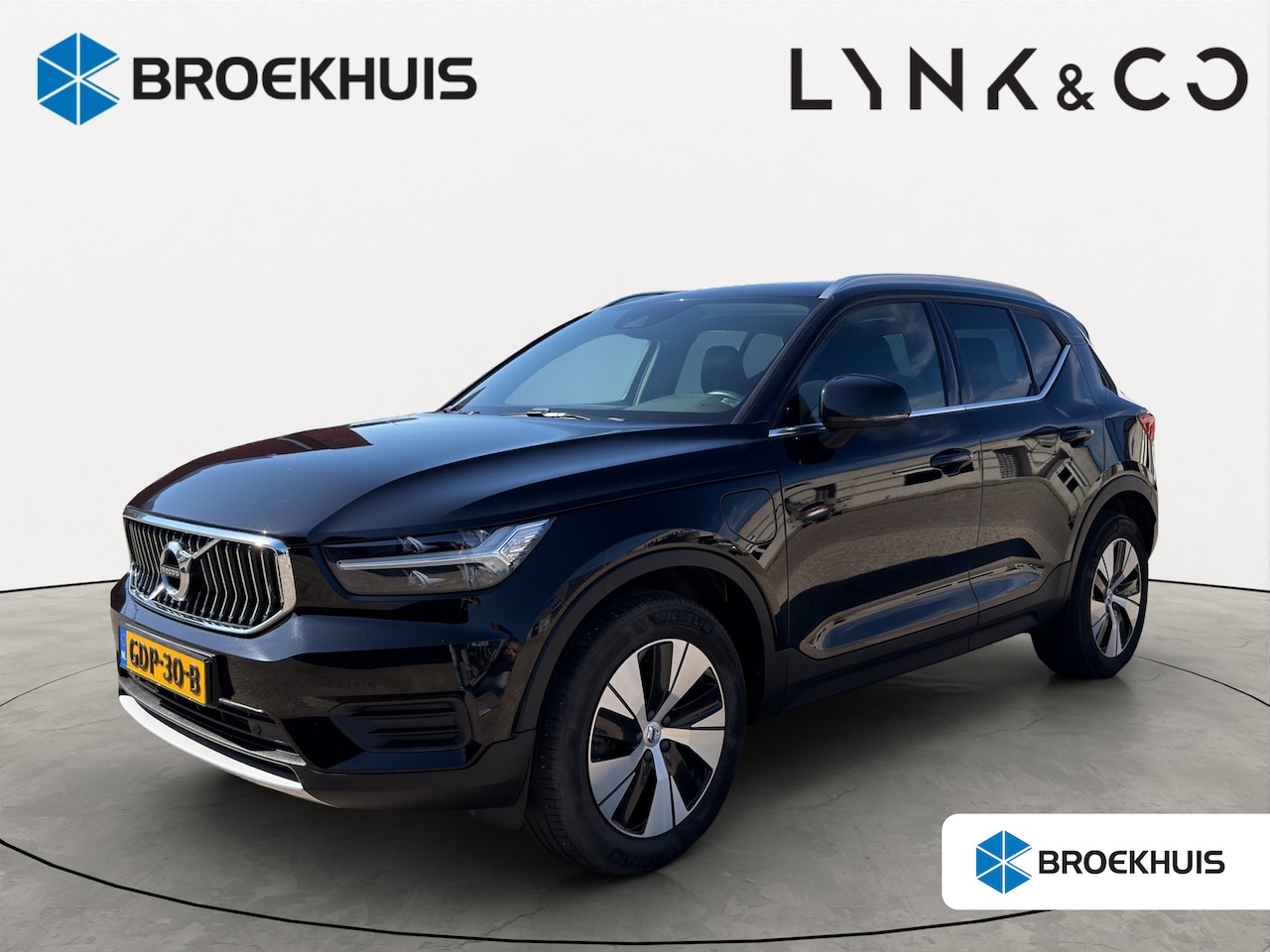 Volvo XC40 - 1.5 T4 Recharge R-Design | Achteruitrijcamera | Memory seats | Cruise control | Interieur - AutoWereld.nl
