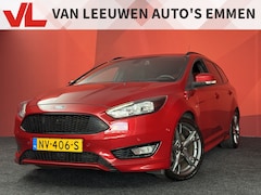 Ford Focus Wagon - 1.0 ST-Line | Candy red | Trekhaak | NL origineel