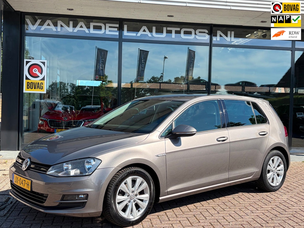 Volkswagen Golf - TSI Comfortline 5Drs Navi Clima Cruise Park.Sens NL-Auto NAP! - AutoWereld.nl