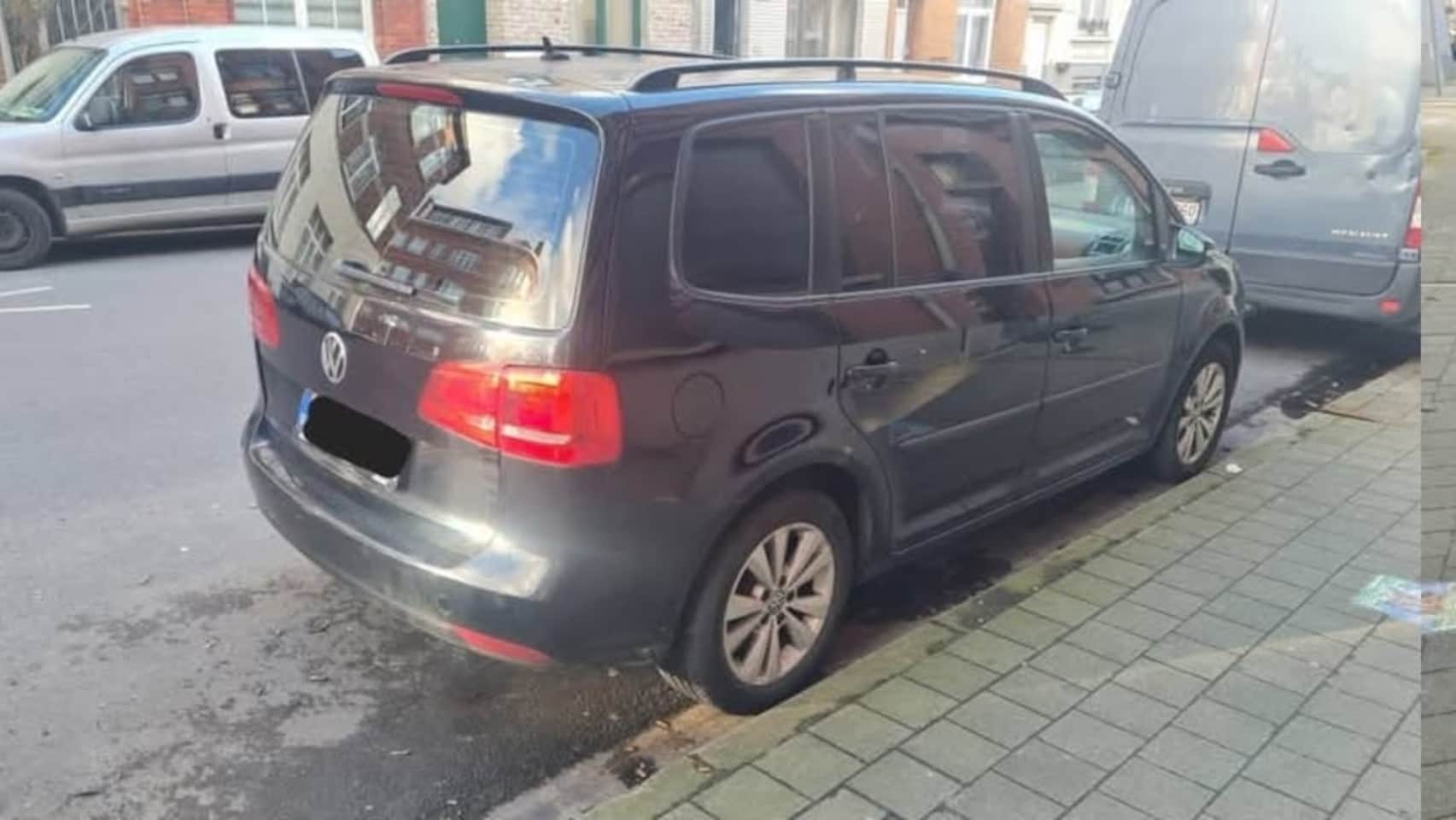 Volkswagen Touran - 1.2 TSI Trendline BlueMotion BEKGISCHE DOCUMENT - AutoWereld.nl