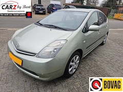 Toyota Prius - 1.5 VVT-i COMFORT Parkeersensoren | Clima | Trekhaak