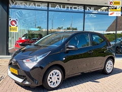 Toyota Aygo - 1.0 VVT-i x-play 5Drs 1e Eig Airco Camera Bluetooth NL-Auto NAP