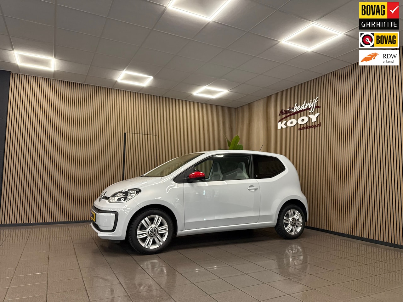 Volkswagen Up! - 1.0 BMT up! beats * Airco / LM Velgen / Bluetooth / LED * - AutoWereld.nl