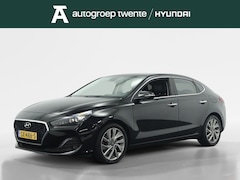 Hyundai i30 Fastback - 1.0 T-GDI Premium | Trekhaak | Navigatie | Camera