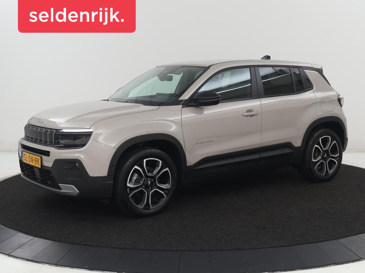 Jeep Avenger - Longitude 54 kWh | SOH 97,5% | Adaptive cruise | Carplay | Camera | Full LED | Climate con - AutoWereld.nl
